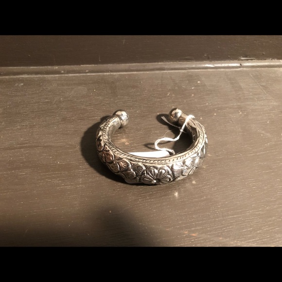 Bracelet - Picture 2 of 2